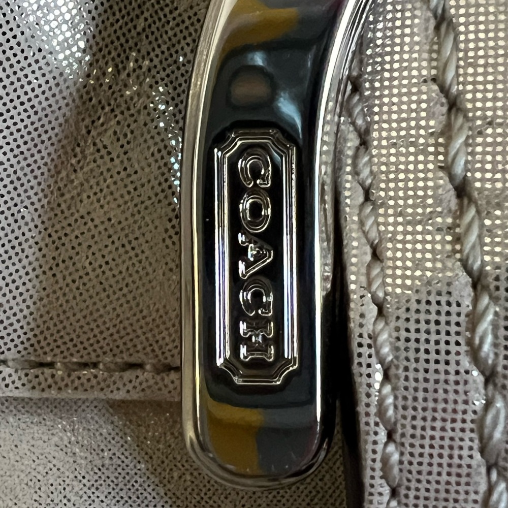 Coach Shoulder Bag in Metallic Gold/Silver - Picture 4 of 12